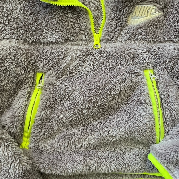 Nike Fleece Plush Oversized Cropped 1/4 Zip RARE - Picture 3 of 5